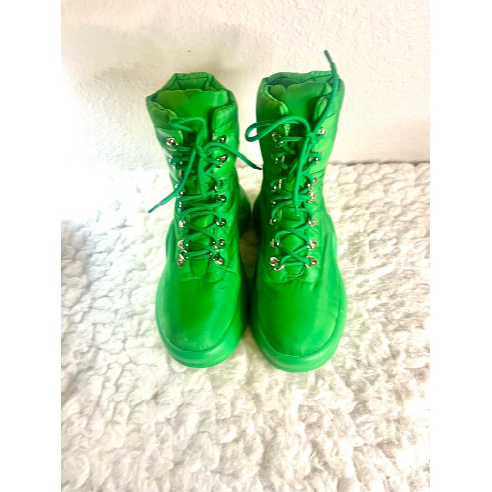Azalea Wang Skylar Edgy Lace Up Bootie In Green Women Size 11
